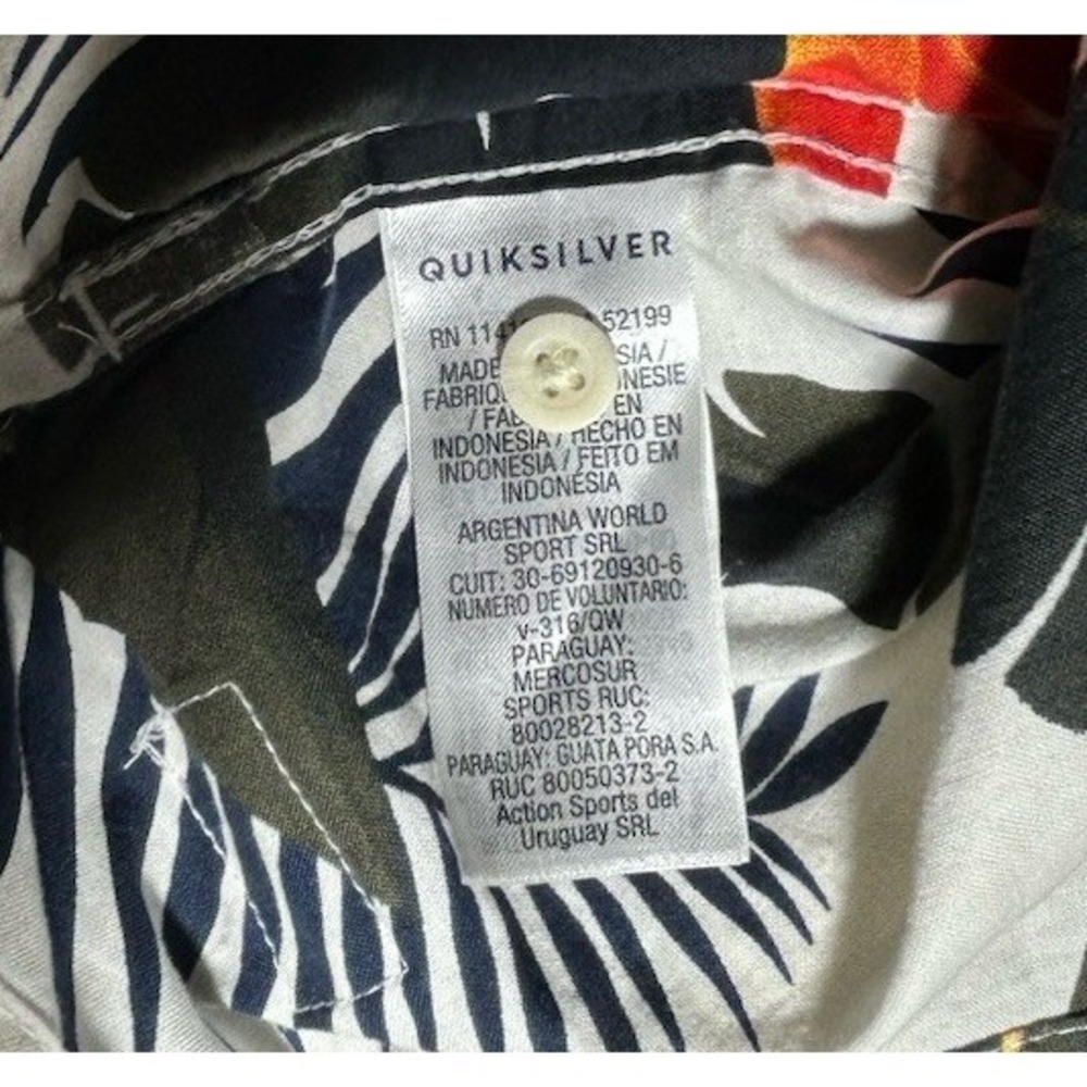Quiksilver Poolsiders Short Sleeve Shirt Small Snow White New With Tags - Picture 10 of 13